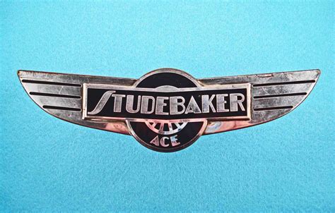 American Auto Emblems Studebaker