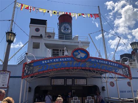 Dockside Diner at Walt Disney World | Attraction Insight