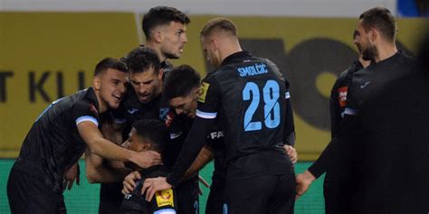 Hajduk Rijeka Selahi I Obregon Za Vrh Ljestvice Hnk Rijeka