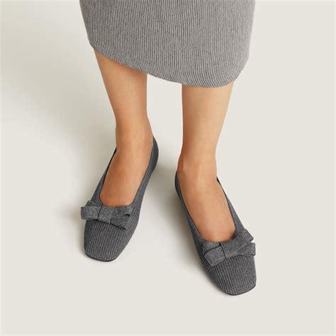 Addie Removable Bows For Shoes In Rich Grey Vivaia