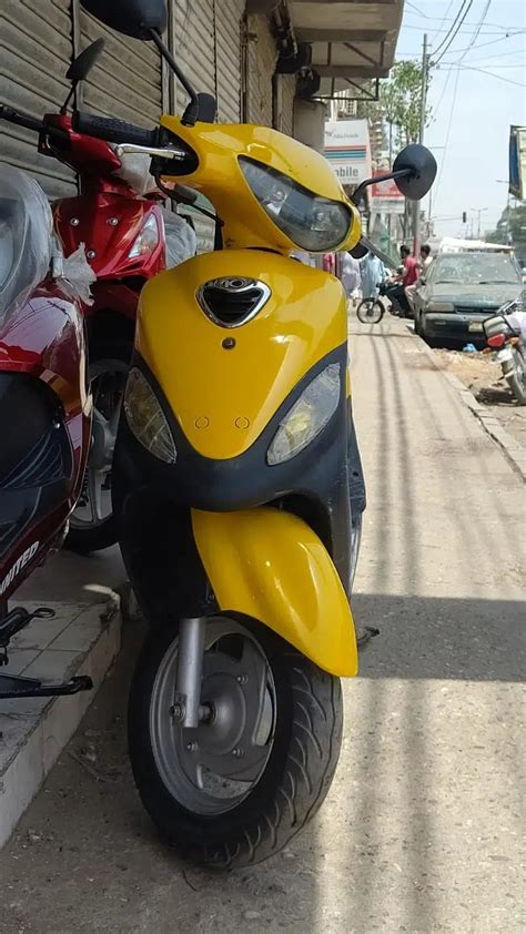 Suzuki Cc Girls Scooty Rs Imported Ahsan Autos