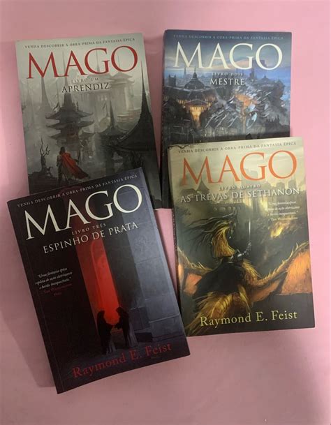 Coleção de Livros Mago Raymond E Feist Livro Saída De Emergência