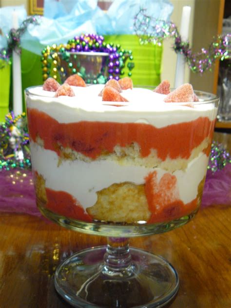 Annys Red Plate Punch Bowl Cake