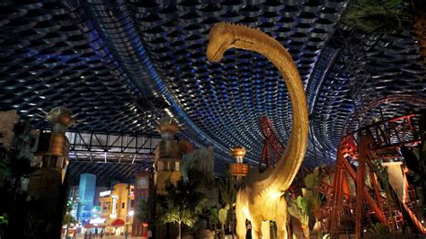 Img Worlds Of Adventure Worlds Largest Indoor Theme Park News