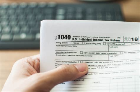 How To Pick The Correct Tax Filing Status And Why Your Choice From 5 Is Really Important In