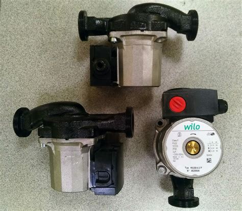 Циркуляційний насос Wilo Star-RS 25/4 - 130мм (сірий)