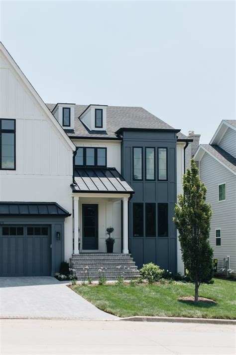 Kendall Charcoal By Benjamin Moore Dark Exterior Color Kendall Charcoal