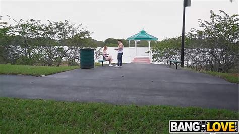 Resistance Videos XVIDEOS