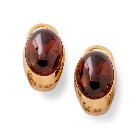 Garnet Single Stone Earrings By Pomellato - Howards Jewellers