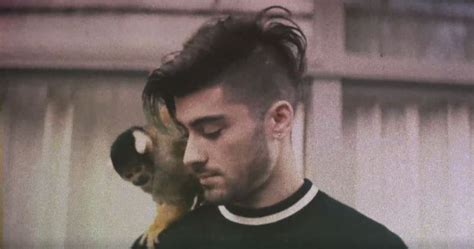 Zayn Malik Berkolaborasi Bersama Sia Dalam Single Barunya Dusk Till