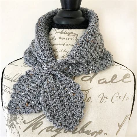 Free Crochet Bow Neckwarmer Pattern With Keyhole Simply Hooked By Janet