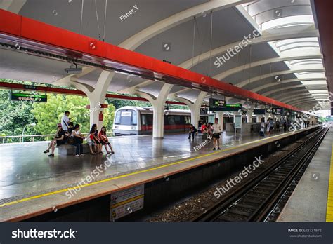 7 Tanah Merah Mrt Station Stock Photos Images And Photography Shutterstock