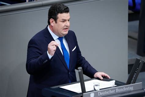 Arbeitsminister Heil verteidigt Bürgergeld Reform Tageskarte