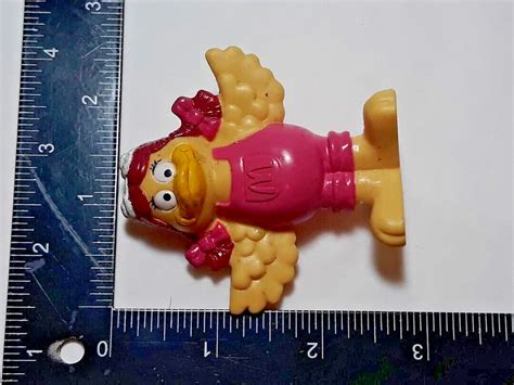 Vintage 1995 Mcdonalds Happy Meal Birdie 3 Figure Mcds Bird Pink Toy