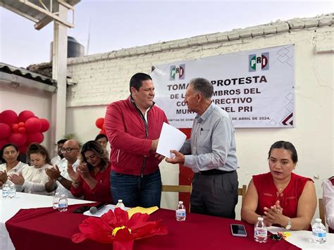 Dirigencia Estatal del PRI fortalece CDM en Comitán y camina con Willy