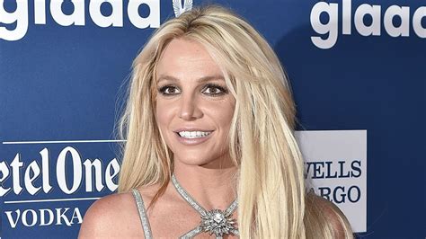 Britney Spears Memoir The Woman In Me Gets October Release Date