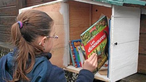 Mairie de Meslan Une Boîte à livres à l école Notre Dame