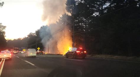 Se registra incendio en la México Toluca a la altura de Ocoyoacac La