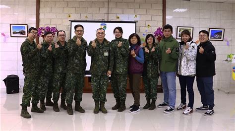 馬防部指揮官主持晉任授階典禮 勉精益求精 軍聞 馬防部指揮官主持晉任授階典禮 勉精益求精 青年日報