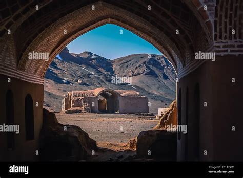 Yazd zoroastrian fire temple hi-res stock photography and images - Alamy