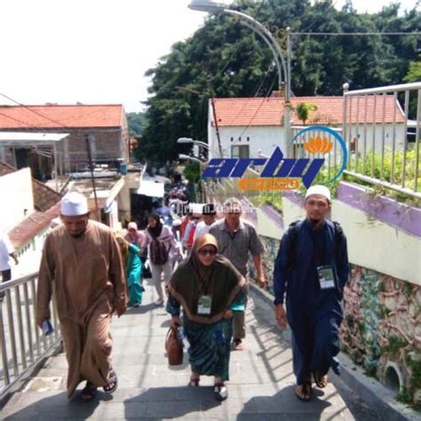 Trip Gabungan Ziarah Walisongo Hari Malam Start Jakarta Di Sidoarjo