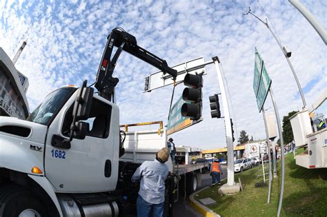 RETIRAN SEMÁFOROS EN GLORIETA DEL PUENTE DE GUADALUPE Enlace News Mx