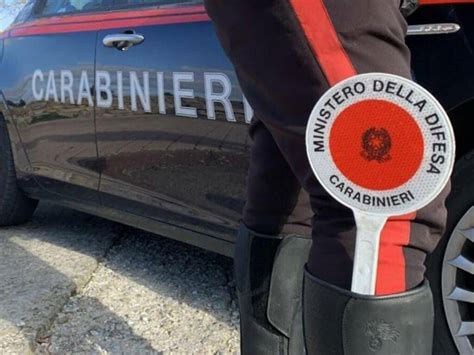 Auto Rubata Ritrovata Dai Carabinieri Nel Vibonese