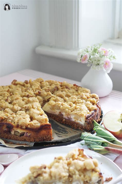 Apfelkuchen Mit Baiser Und Streuseln Apfelkuchen Sehr Fein Rezept Dr