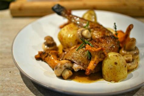 Pintade R Tie Au Four Aux Champignons Et Pommes De Terres Fondantes