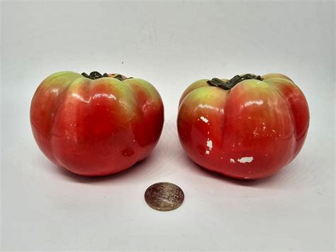 Vintage Ceramic Tomato Salt Pepper Shakers Made In Japan Etsy