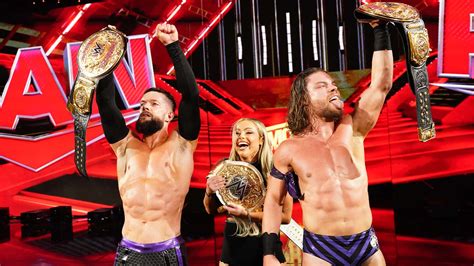 Wwe Raw Finn Balor Et Jd Mcdonagh Deviennent Champions Du Monde Par