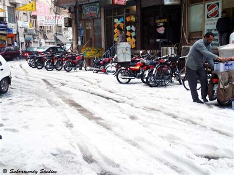 Snow Day In Lahore Pakistan Dawn