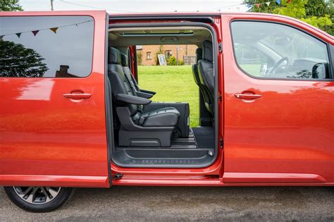 Vauxhall Vivaro Life Review