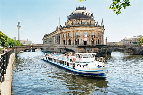 Berlin 1 Hour City Tour By Boat With Guaranteed Seating GetYourGuide