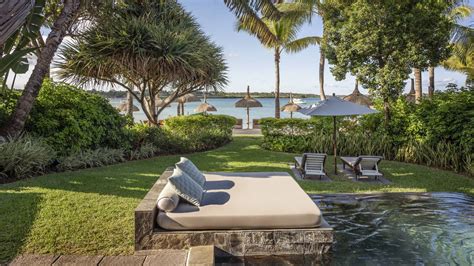 Four Seasons Hotels and Resorts | Luxury Hotels | Four Seasons | Beach ...