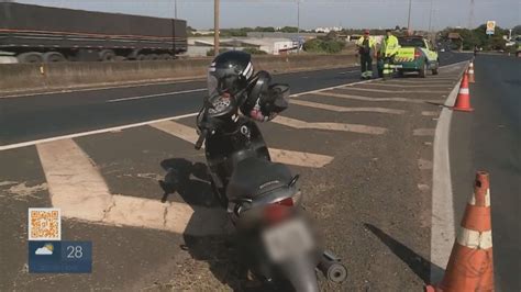 Motociclista Perde Controle E Passageiro Cai De Viaduto No