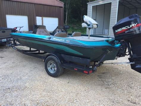 1998 R93 Ranger Bass Boat W200 Mercury Ranger 1998 For Sale