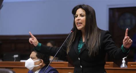 Freddy D Az Patricia Chirinos Presenta Denuncia Constitucional Contra