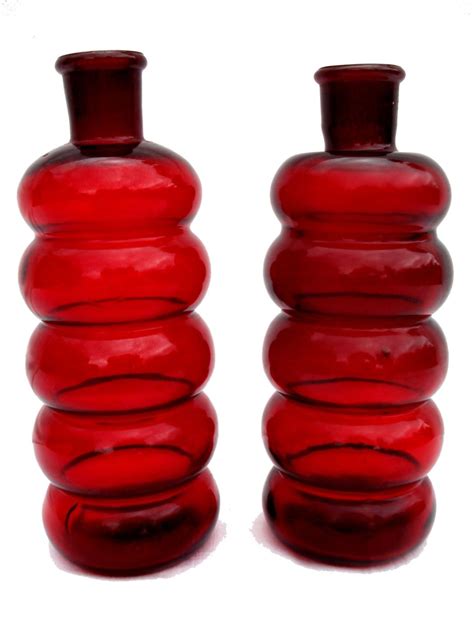 #GLBO01 Pair of Red Bottles - The Antique Hut