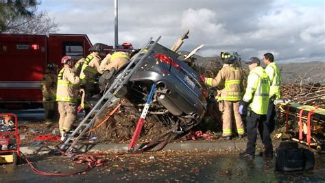 Woman Trapped In Car For More Than An Hour In Christmas Day Crash Fox