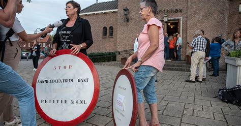 Wat Een Boerderij Van 7 7 Miljoen Zegt Over De Moeizame Zoektocht Van