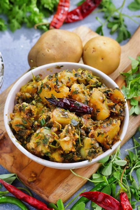 Punjabi Style Aloo Methi Curry Sauteed Potatoes Fenugreek Leaves