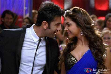 my fav songs....:): Badtameez dil lyrics Yeh Jawaani Hai Deewani