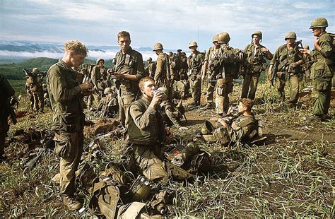 Vietnam War 1967 Marines Relaxing After Three Day Battle Flickr