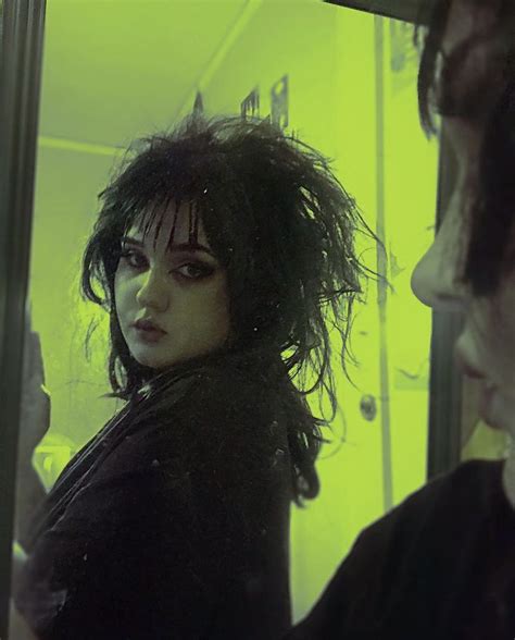 Lydia Deetz costume | Lydia deetz cosplay, Lydia deetz, Lydia deetz makeup