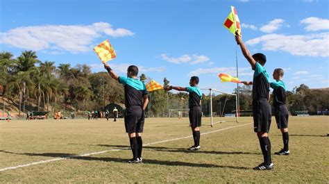 Escala de arbitragem dos jogos de ida da 2ª fase do Sub 19 é divulgada