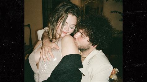 Benny Blanco Grabs Ahold Of Selena Gomez S Breast In New PDA Photos