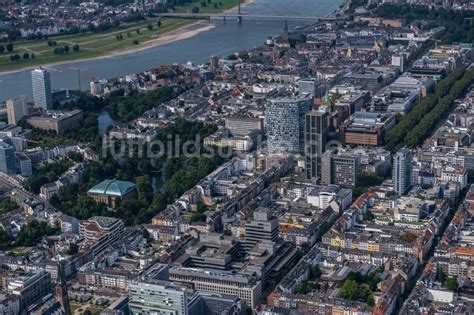 Luftbild D Sseldorf Stadtansicht Am Ufer Des Flussverlaufes Des Rhein