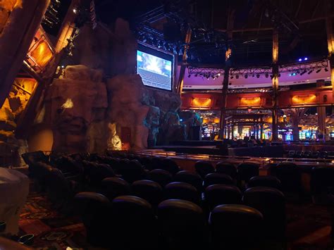 Music critics explain the unique acoustic design of wolf den mohegan sun 9