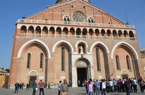 Basilica Of St Anthony Padua Begun Richard Mortel Flickr